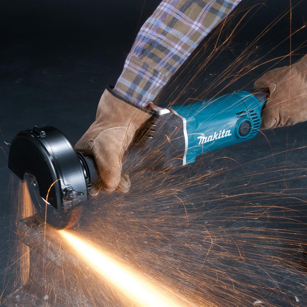 Makita Introduces New Straight Grinder GS5000 Lawn World