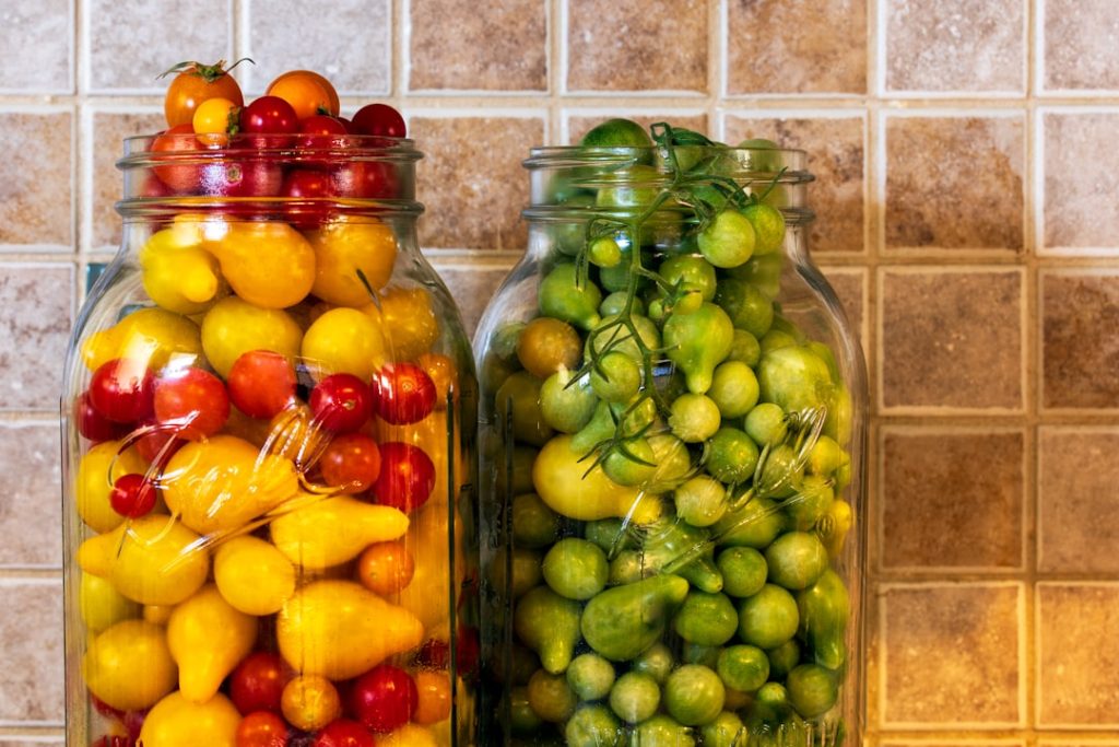 Photo Pickles jar