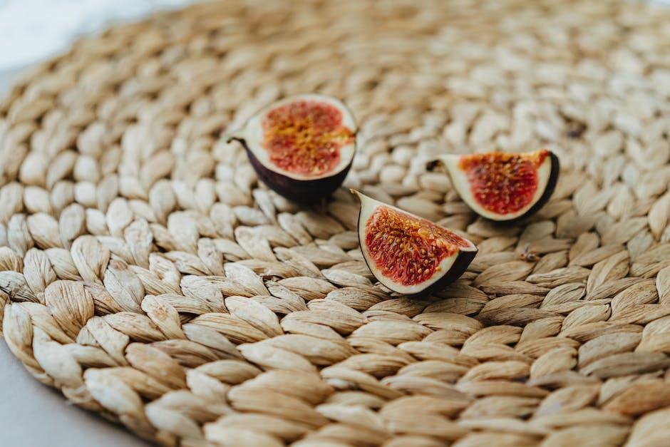 A close-up image of perfectly ripe figs, showcasing their vibrant colors and soft textures.
